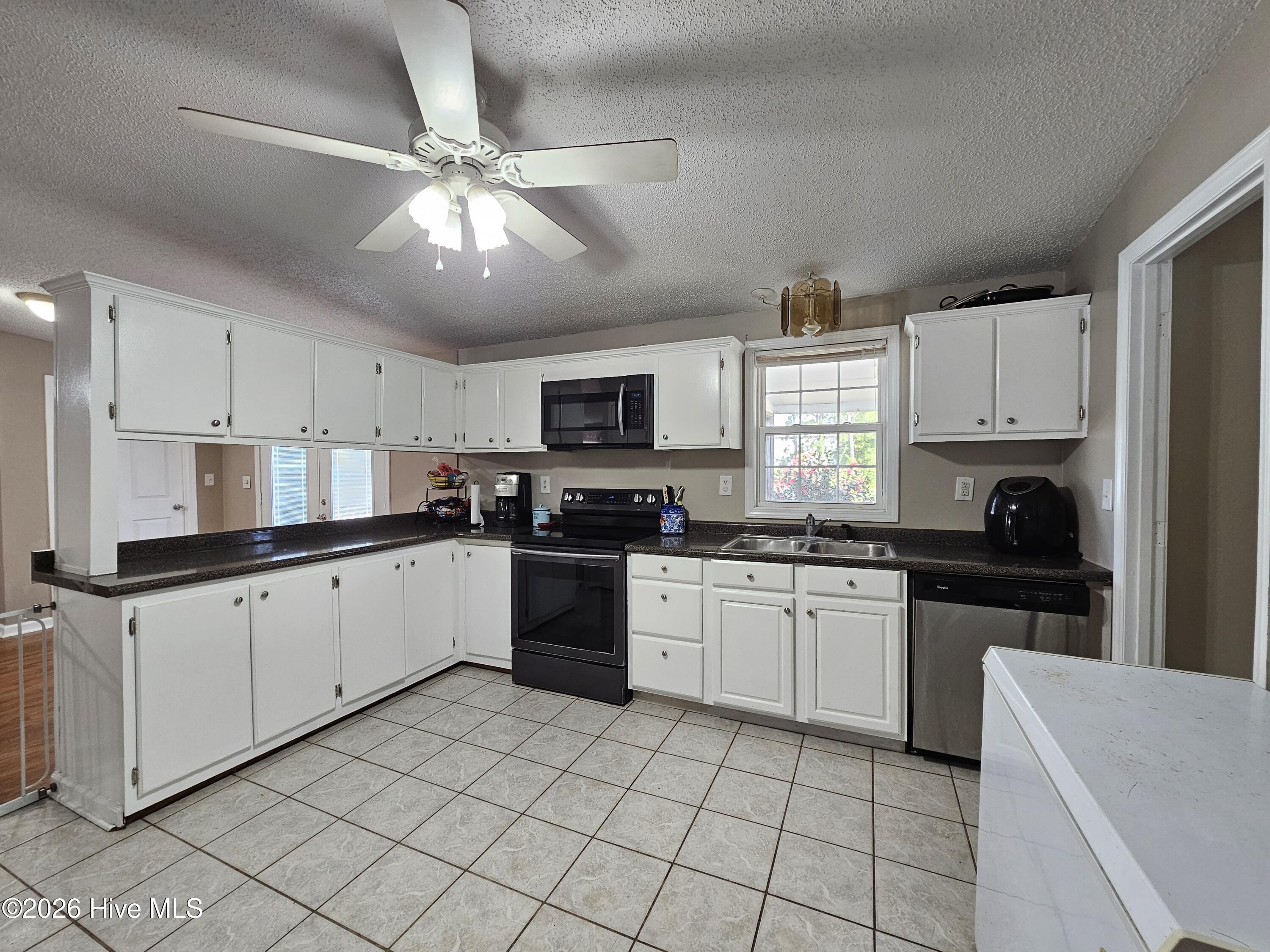 202 Castlebury Lane Hubert, NC 28539 - Photo 21 of 44 20260318_113416
