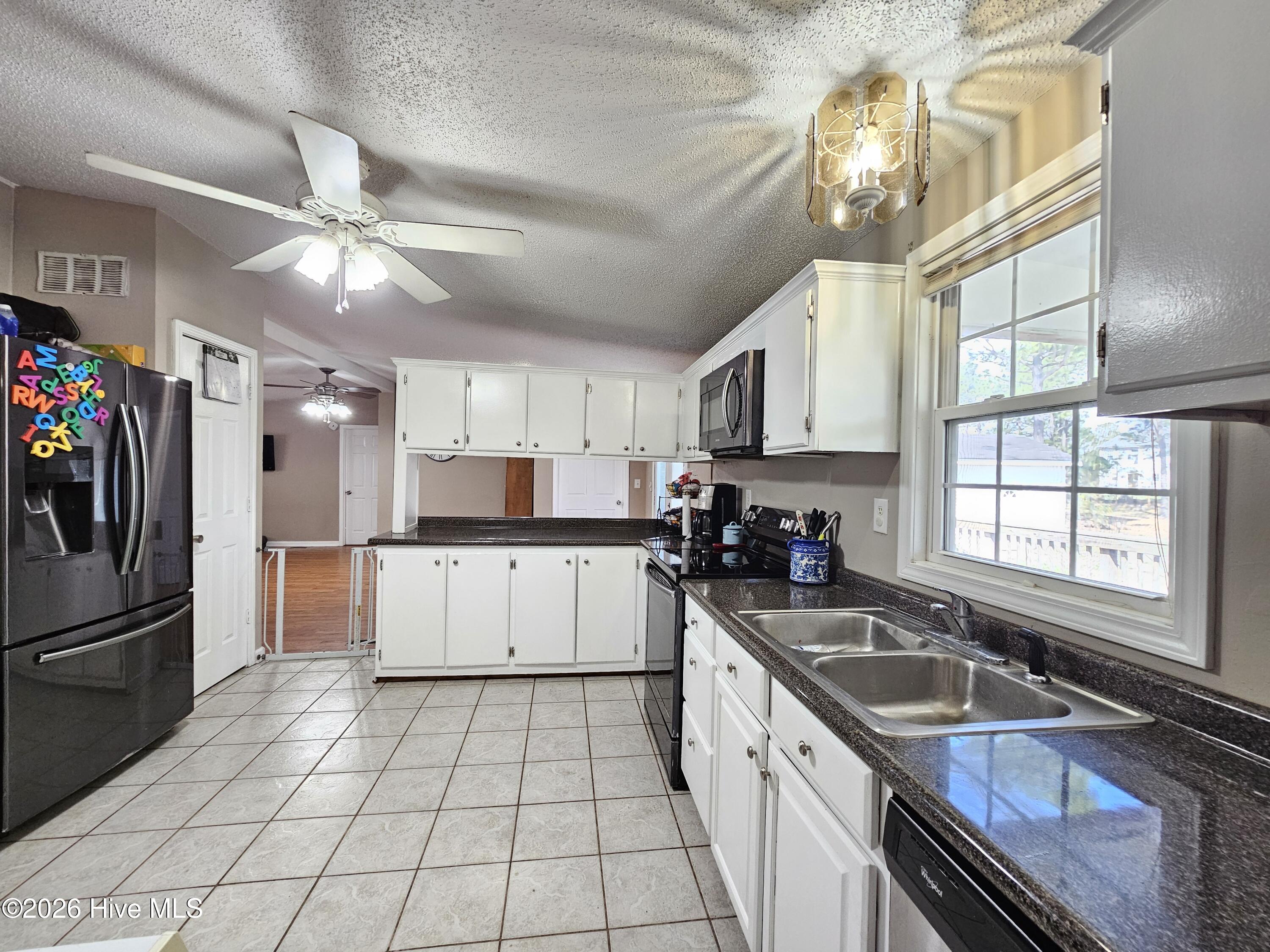 202 Castlebury Lane Hubert, NC 28539 - Photo 22 of 44 20260318_114926