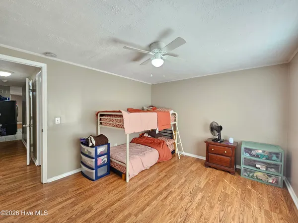 $269,900 | 202 Castlebury Lane, Hubert, NC 28539