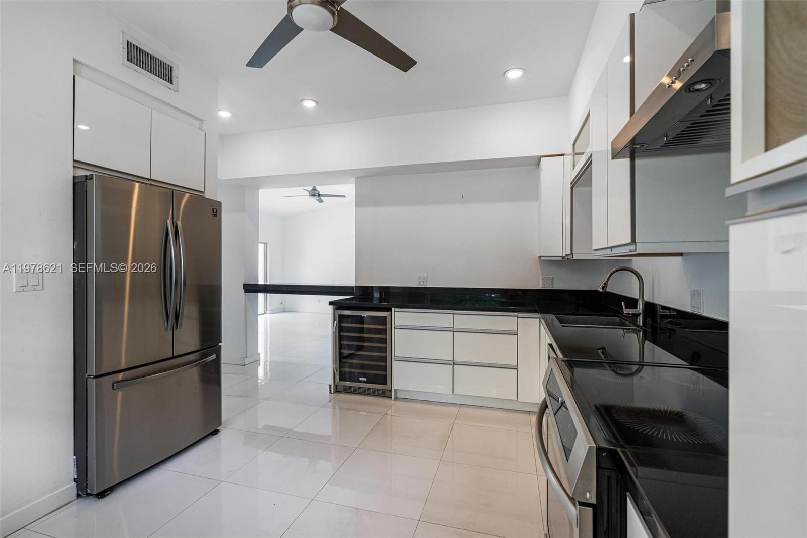 5714 Southwest 80th Street South Miami, FL 33143 - Photo 11 of 21