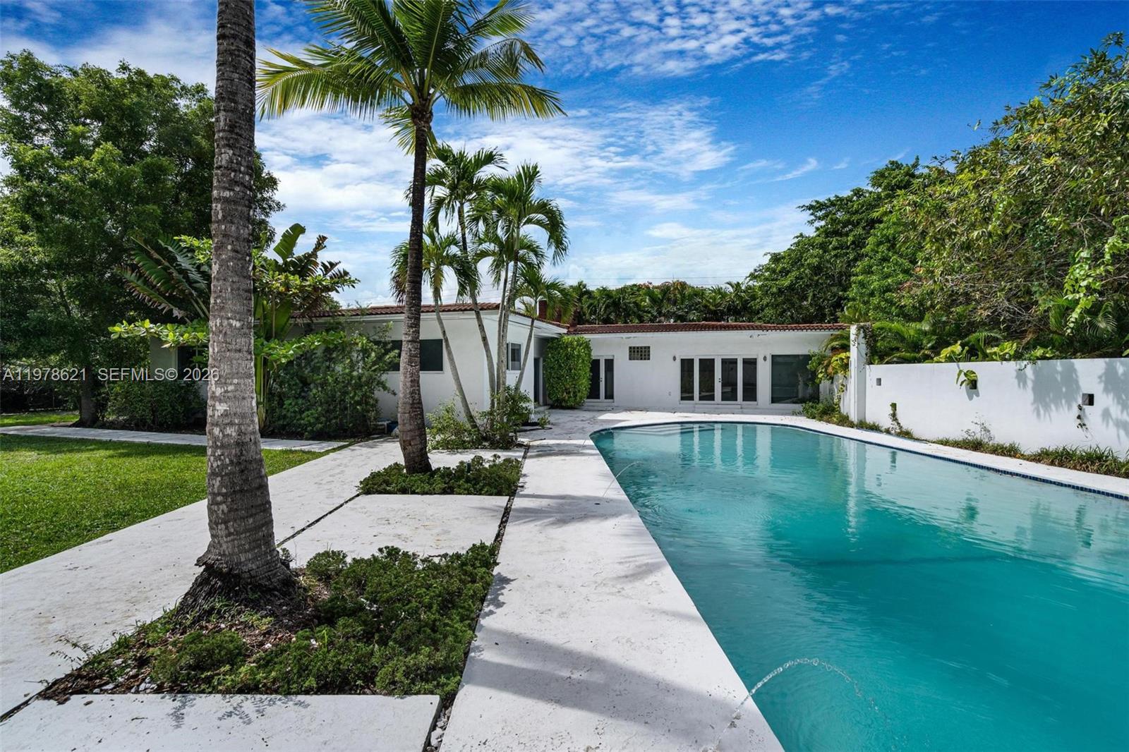 5714 Southwest 80th Street South Miami, FL 33143 - Photo 19 of 21