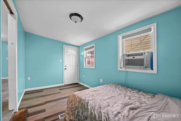 $100,000 | 21 Helen Drive, Moonachie, NJ 07074