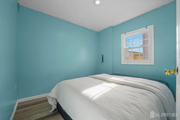 $100,000 | 21 Helen Drive, Moonachie, NJ 07074