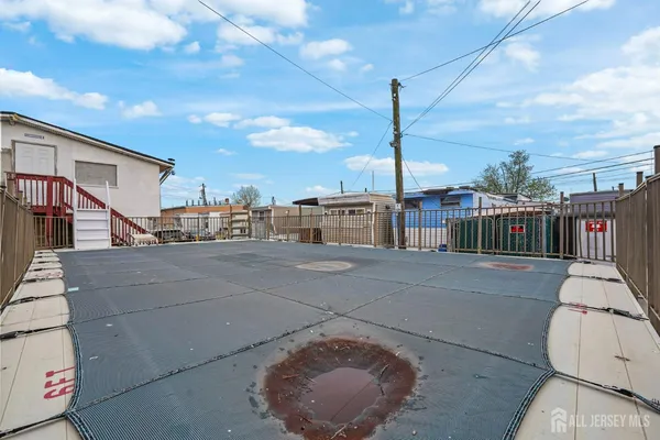 $100,000 | 21 Helen Drive, Moonachie, NJ 07074