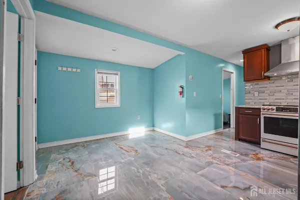 $100,000 | 21 Helen Drive, Moonachie, NJ 07074