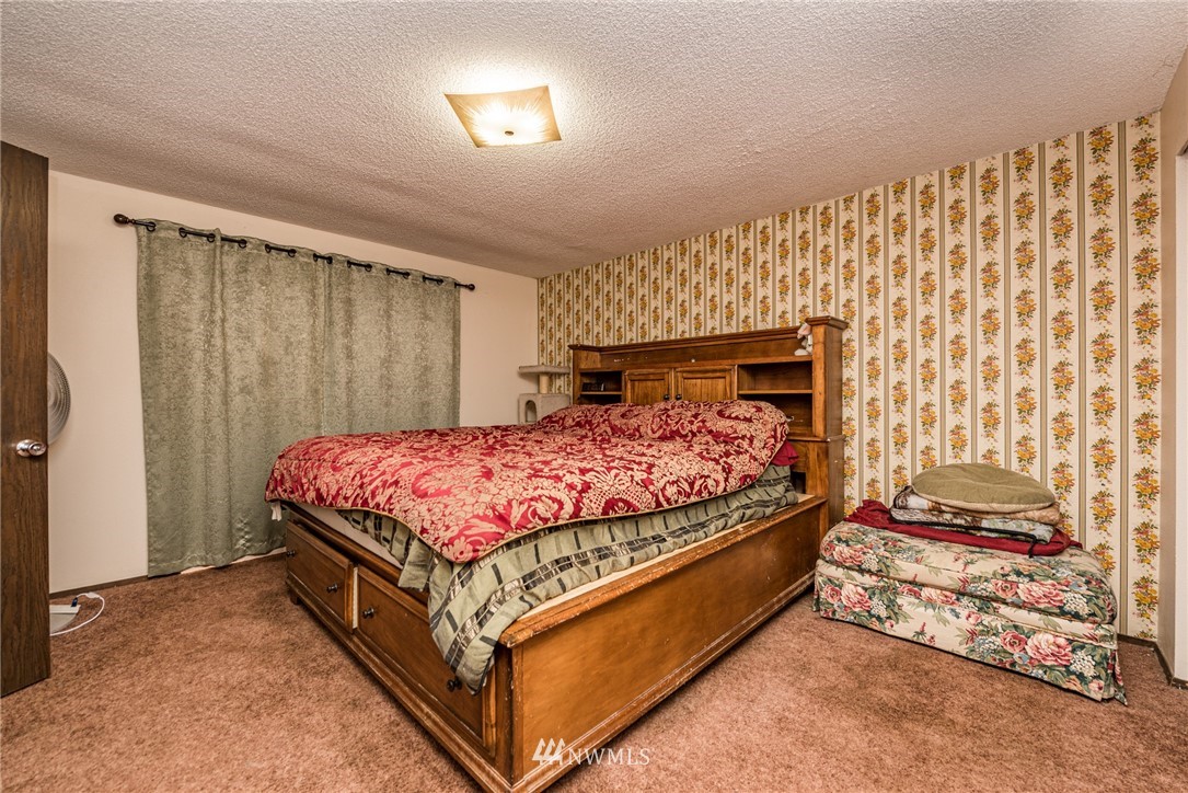 182 North Ridge View Drive Port Angeles, WA 98362 - Photo 6 of 16 Gallery Image 6
