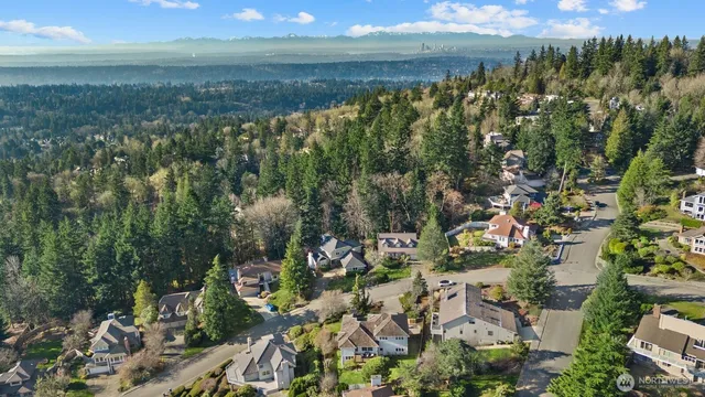 $2,198,000 | 5814 149th Avenue Southeast, Bellevue, WA 98006