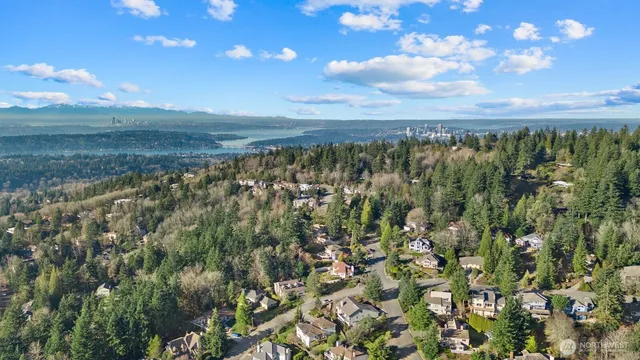 $2,198,000 | 5814 149th Avenue Southeast, Bellevue, WA 98006