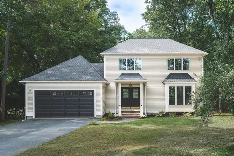 $824,900 | 6 Parker River Drive, Newbury, MA 01922
