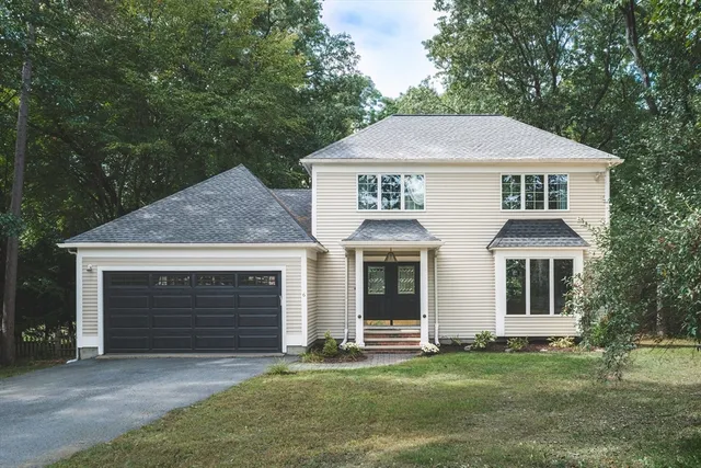 $824,900 | 6 Parker River Drive, Newbury, MA 01922