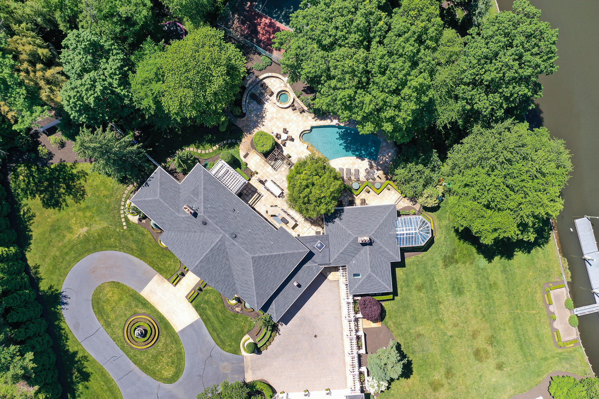 16 A Buttonwood Lane Rumson, NJ 07760 - Photo 25 of 80 032-1920x1280-photo