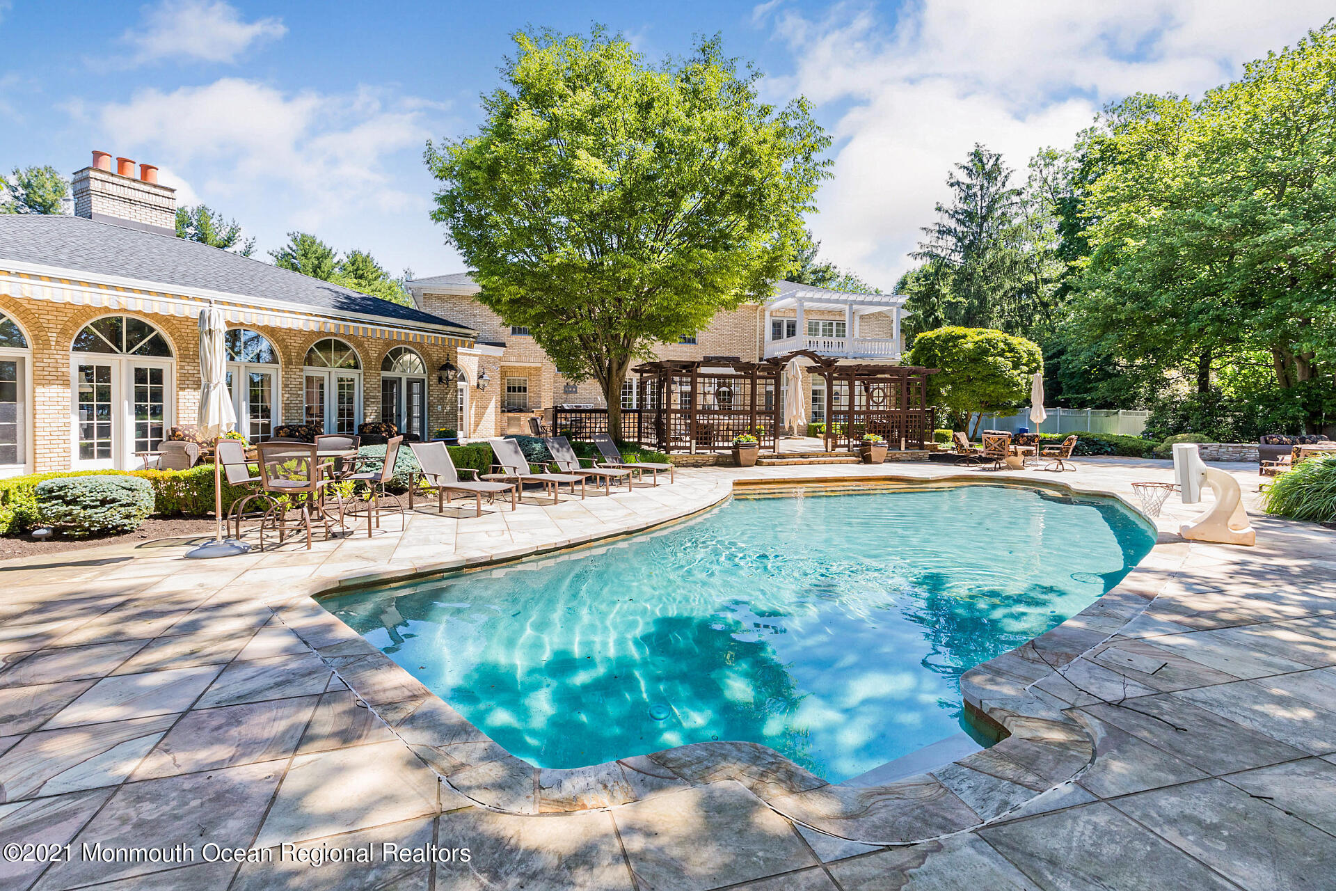 16 A Buttonwood Lane Rumson, NJ 07760 - Photo 69 of 80 082-1920x1280-photo