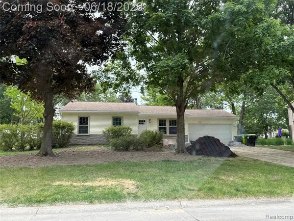 $369,900 | 23658 Valley Starr Drive, Novi, MI 48375