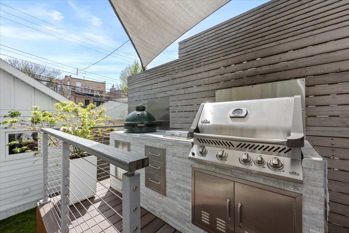 1019 West George Street Chicago, IL 60657 - Photo 38 of 43