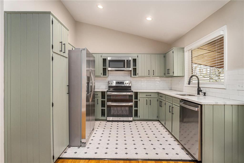 2208 Abby Lane Northeast Atlanta, GA 30345 - Photo 5 of 30