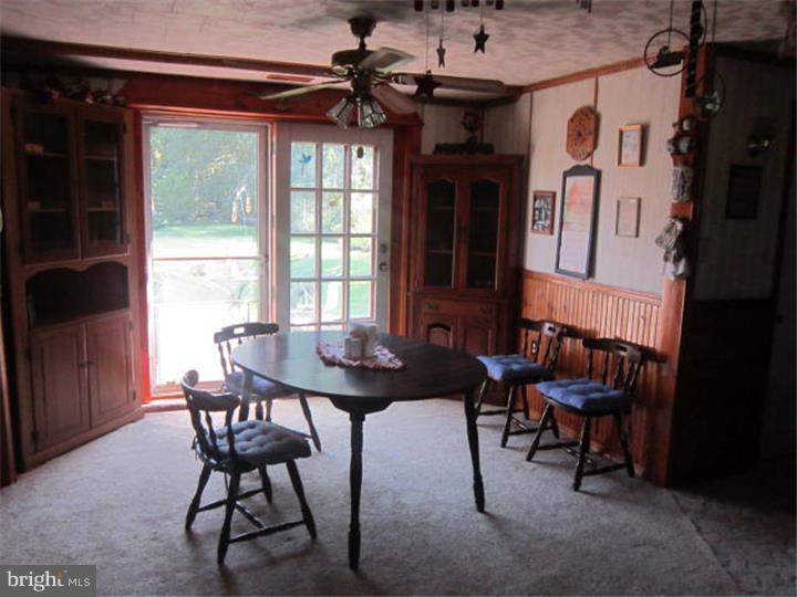 405 Magnolia Road Pemberton, NJ 08068 - Photo 8 of 19 Kitchen