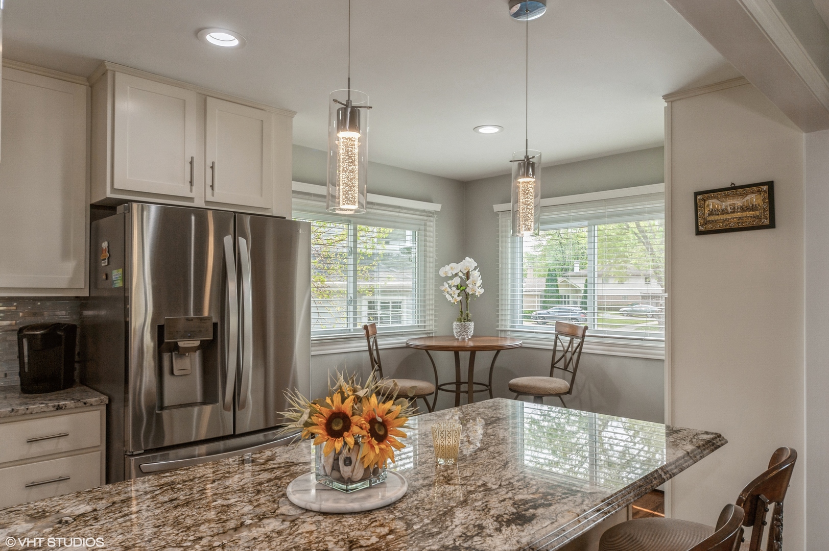 1049 Peace Drive Wheeling, IL 60090 - Photo 7 of 23