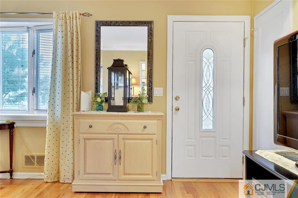 642 Inwood Road Linden, NJ 07036 - Photo 3 of 25 a view of front door with hallway