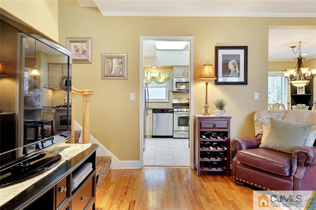 642 Inwood Road Linden, NJ 07036 - Photo 4 of 25 a living room with furniture and a area