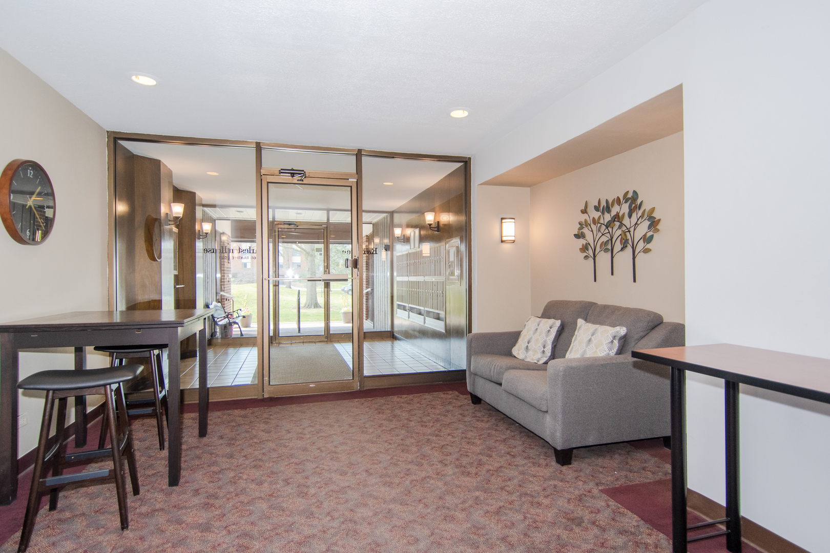 460 Raintree Court, Unit 2K Glen Ellyn, IL 60137 - Photo 15 of 22 Gallery Image 15