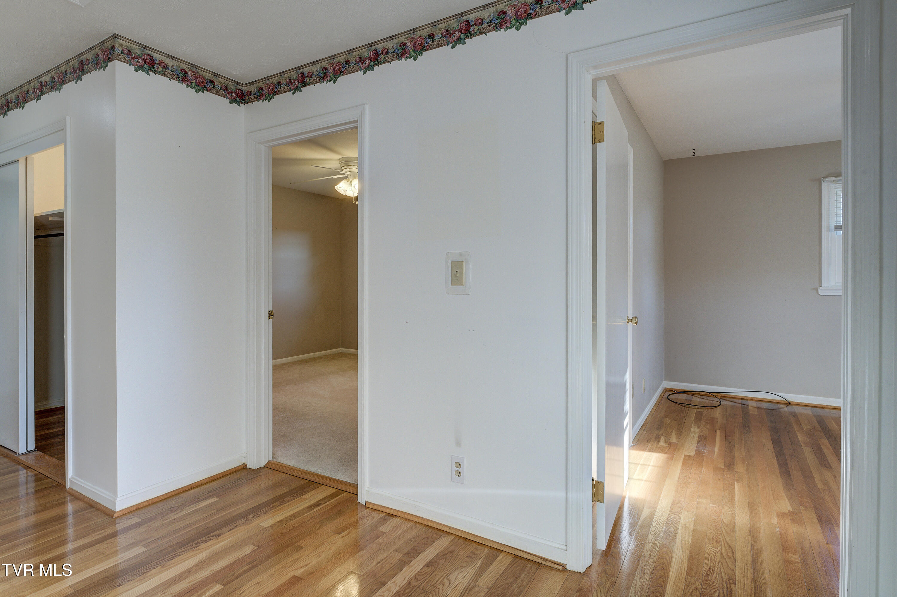 2028 Sundale Road Johnson City, TN 37604 - Photo 20 of 65 Sundale-17
