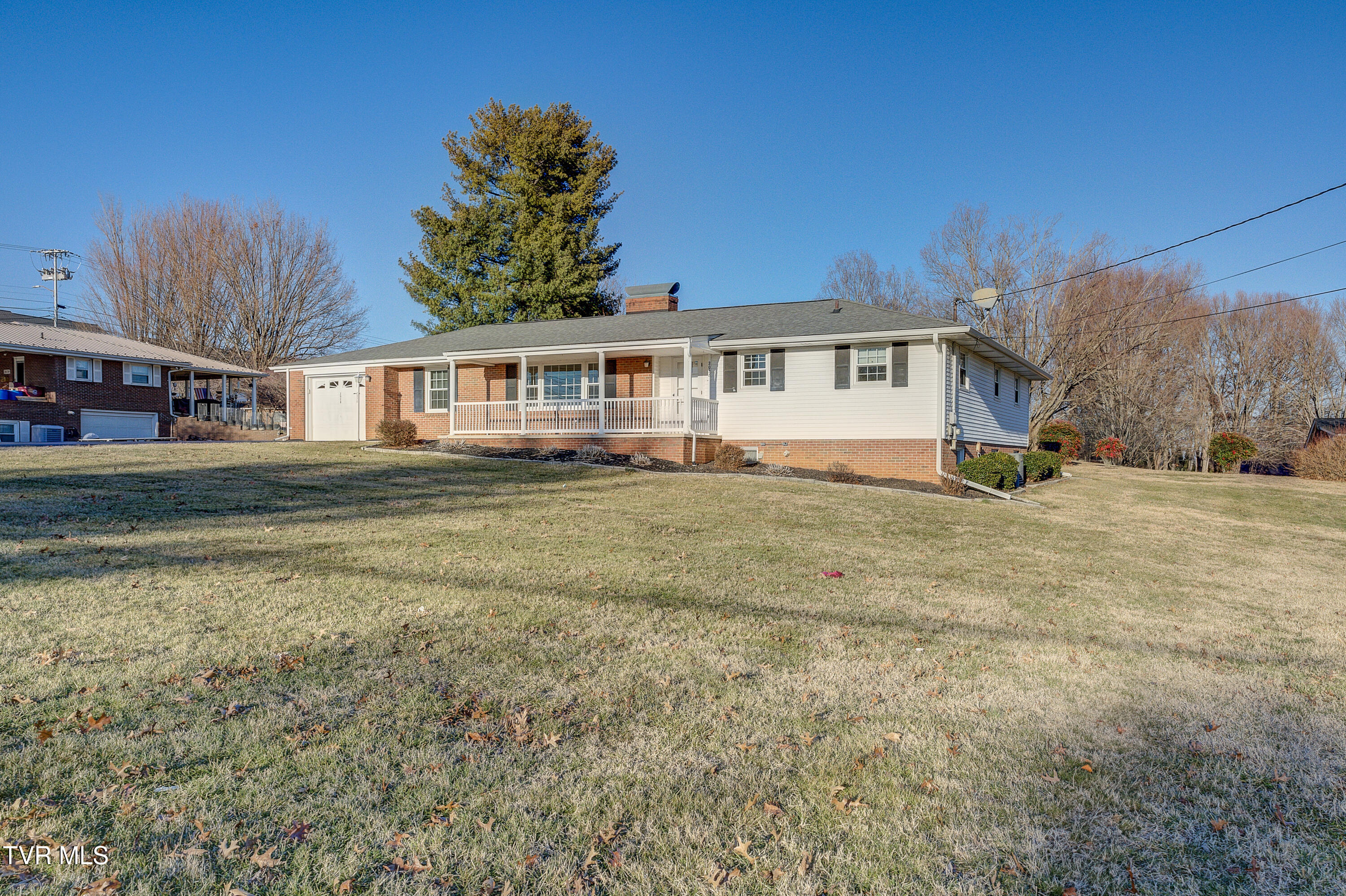 2028 Sundale Road Johnson City, TN 37604 - Photo 2 of 65 Sundale-52