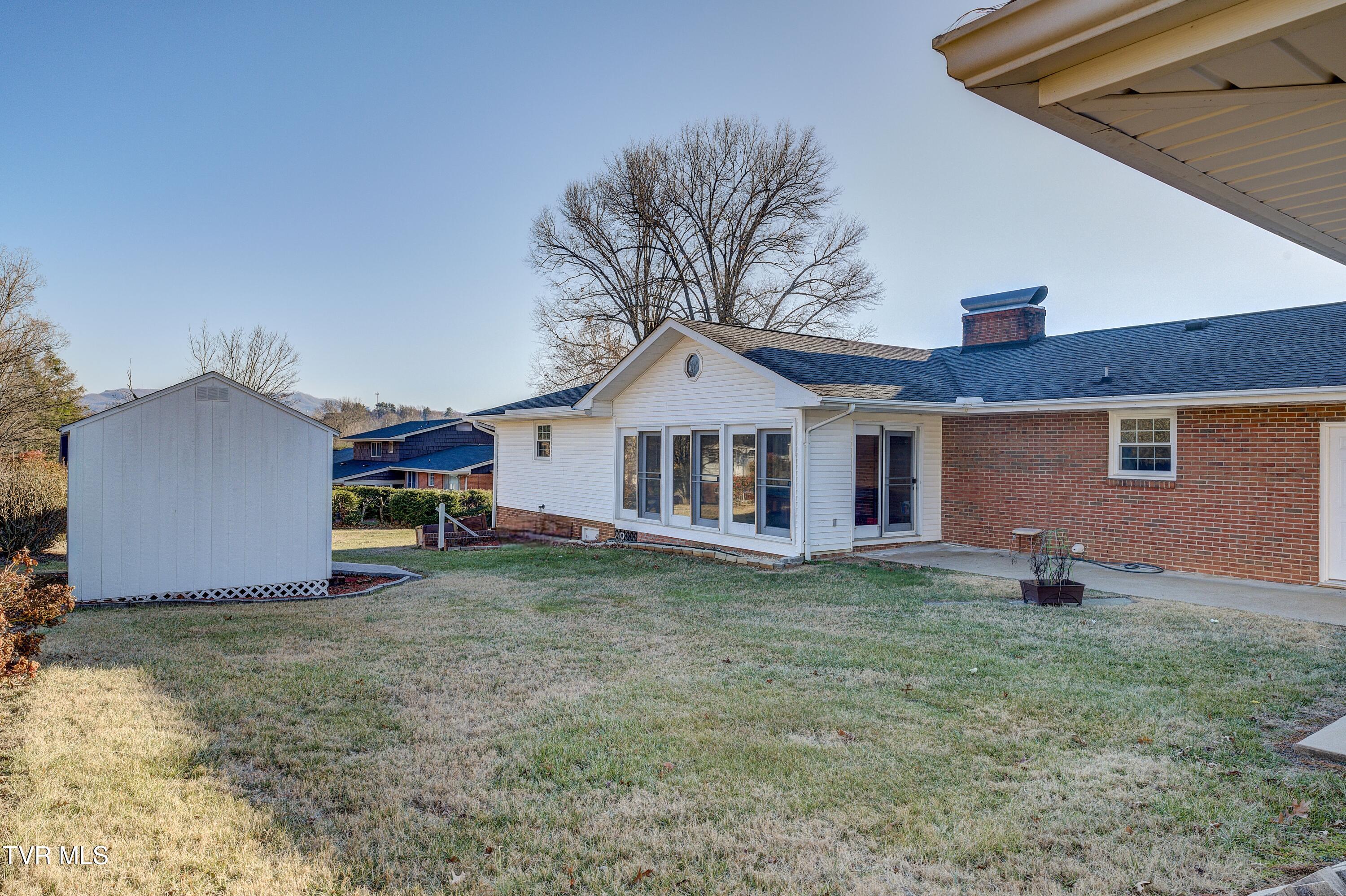 2028 Sundale Road Johnson City, TN 37604 - Photo 50 of 65 Sundale-45