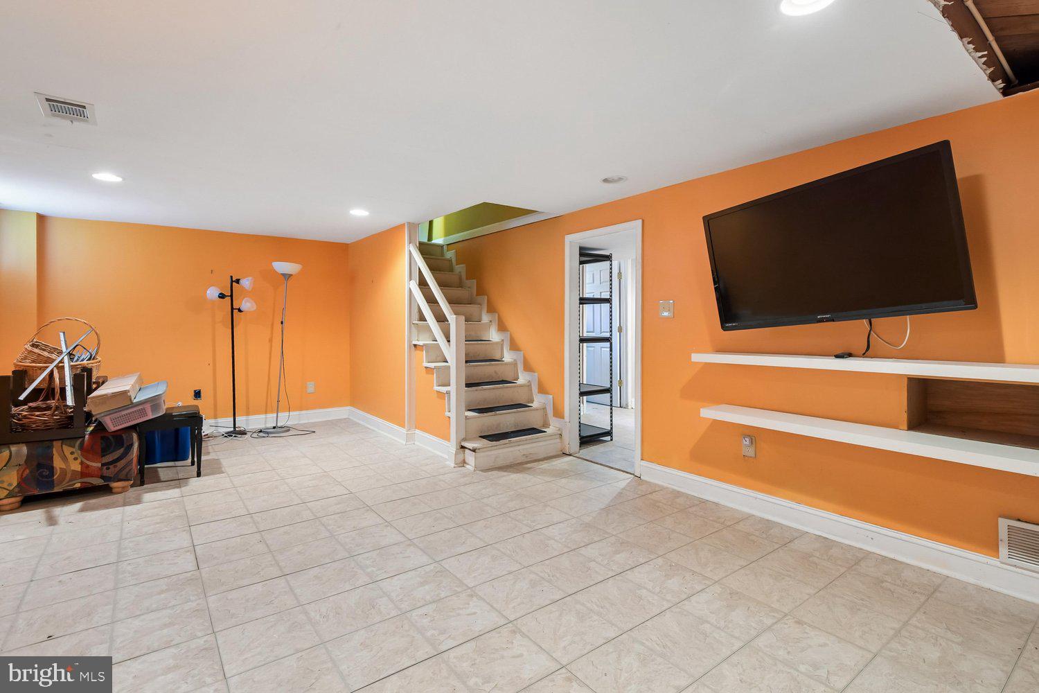 6822 Fox Meadow Road Baltimore, MD 21207 - Photo 13 of 35 Rec Room