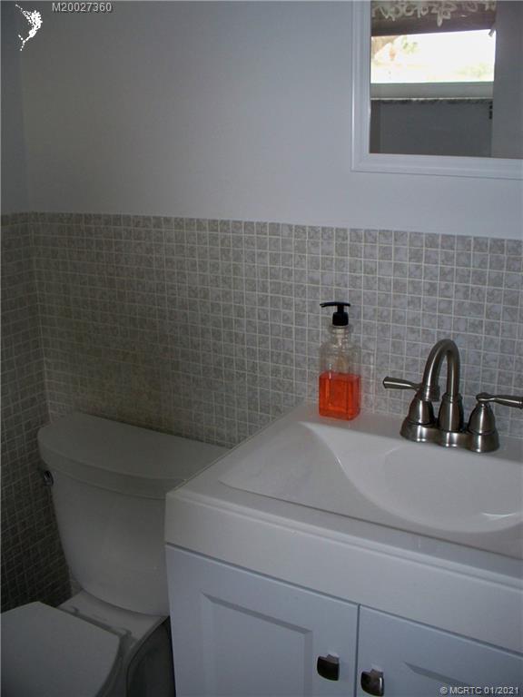 1939 Southwest Palm City Road, Unit 20E Stuart, FL 34994 - Photo 15 of 18 Gallery Image 15