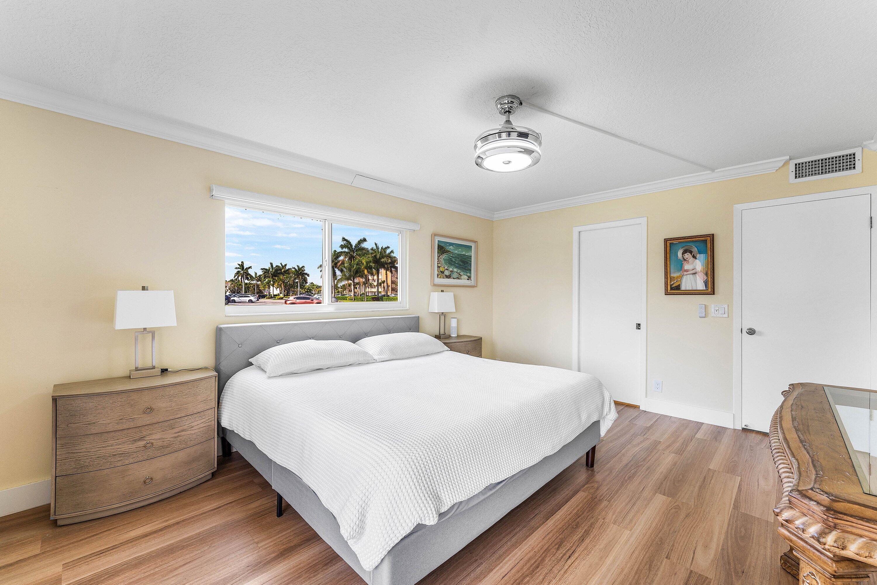 1019 Guildford East Boca Raton, FL 33434 - Photo 25 of 38 024-1019GuildfordEast-BocaRaton-FL-33434