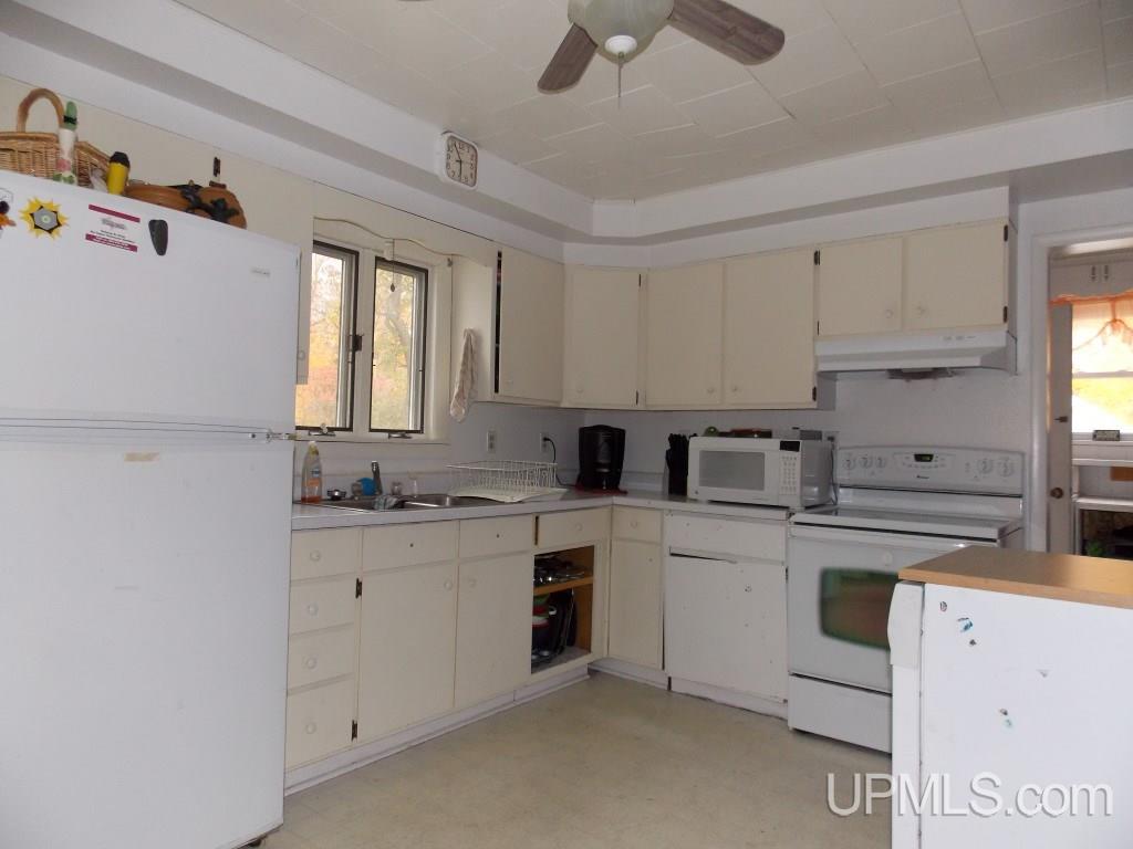 16366 Skanee Road Lanse, MI 49946 - Photo 3 of 19 Gallery Image 3