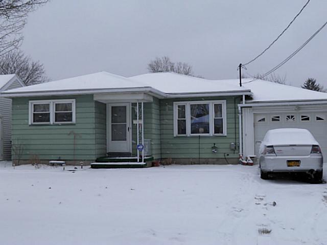 54 Cynthia Lane Rochester, NY 14621 - Photo 1 of 1 Exterior Front
