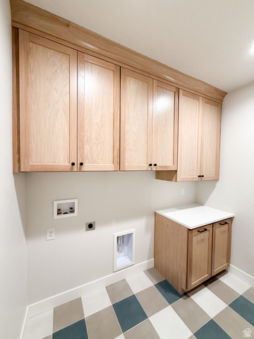 1248 North Bramble Place, Unit 32 Payson, UT 84651 - Photo 24 of 26 Different home, but same floor plan. Color and options will most likely not be the same.