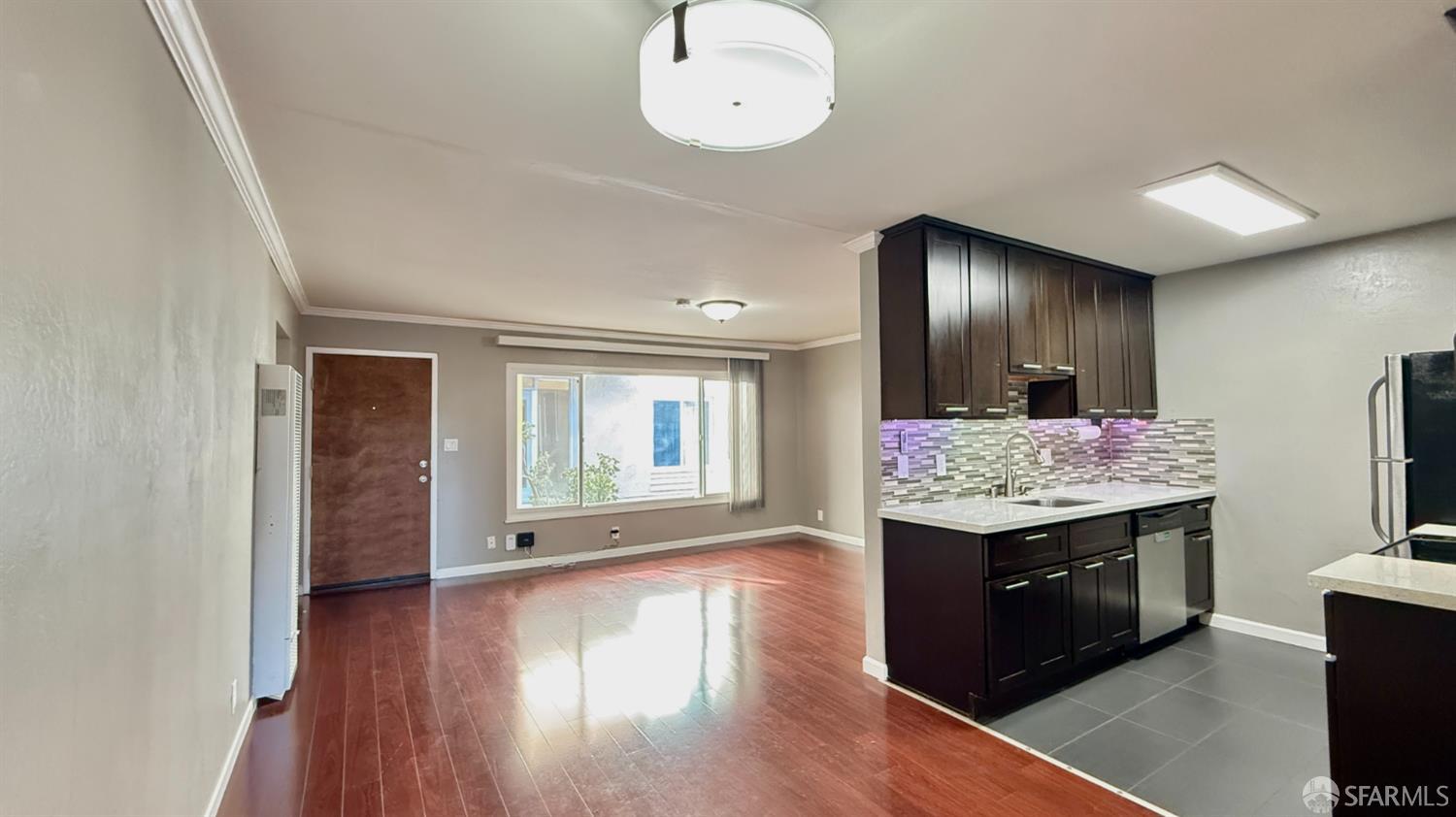 330 Vernon Street, Unit 111 Oakland, CA 94610 - Photo 3 of 8