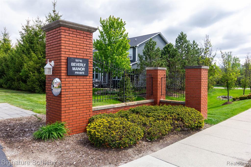 19710 West 13 Mile Road, Unit 101 Beverly Hills, MI 48025 - Photo 40 of 40