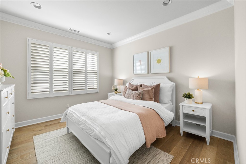 71 Clocktower Irvine, CA 92620 - Photo 41 of 73 Another bright secondary bedroom with walk-in closet