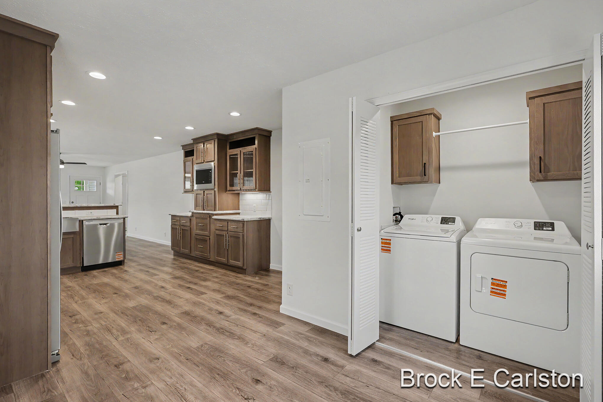 1283 East Ellis Road, Unit 41 Muskegon, MI 49441 - Photo 8 of 16 QJ1A9368