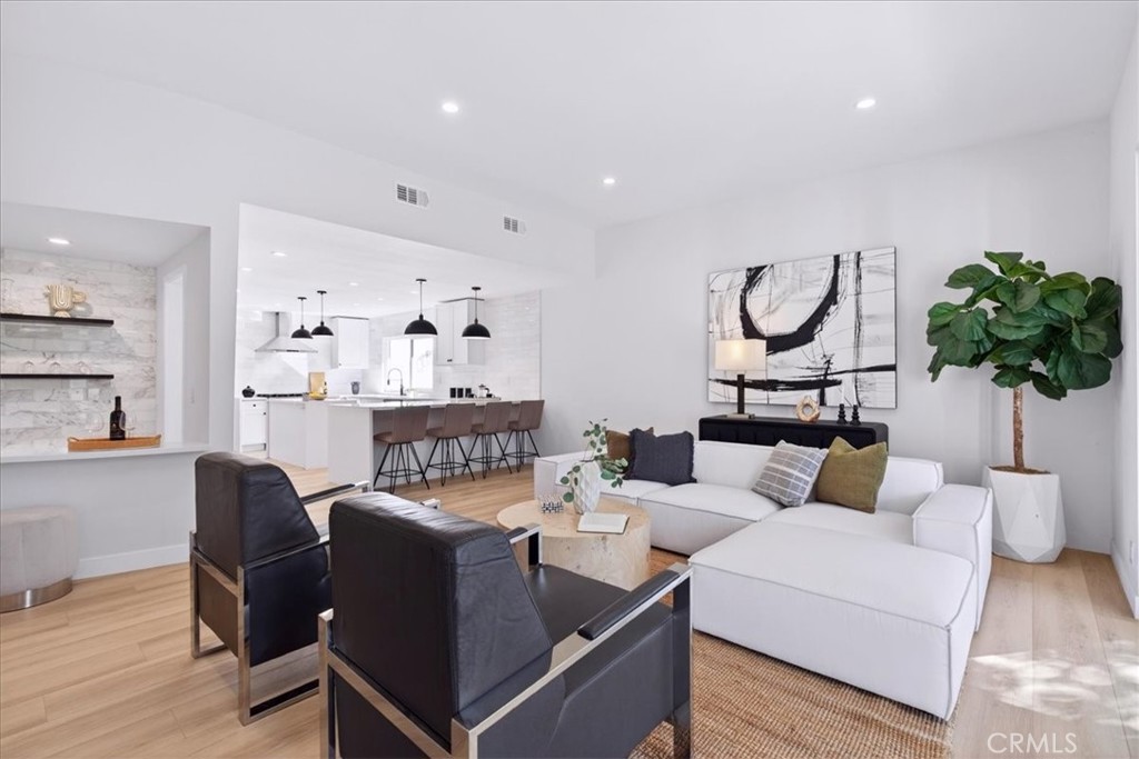 9847 Bothwell Road Northridge, CA 91324 - Photo 16 of 52