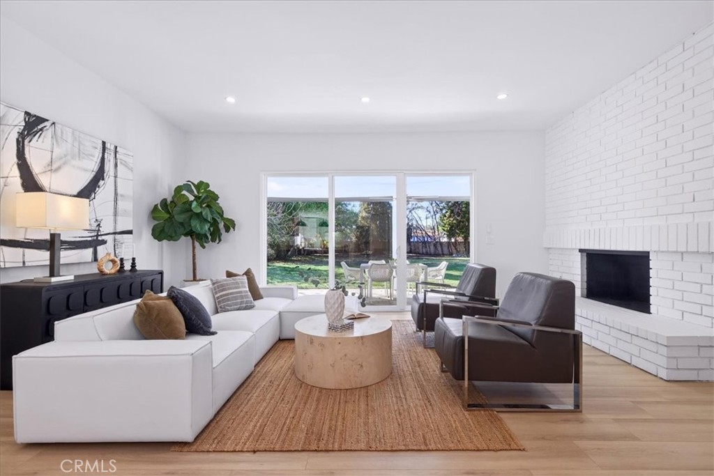 9847 Bothwell Road Northridge, CA 91324 - Photo 17 of 52