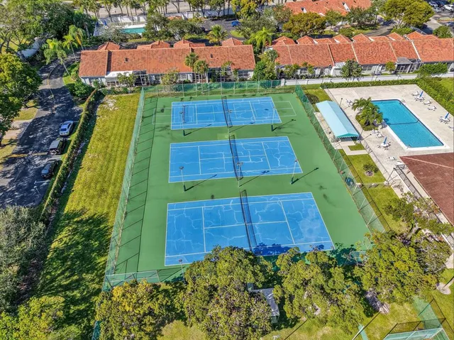 a view of an outdoor space