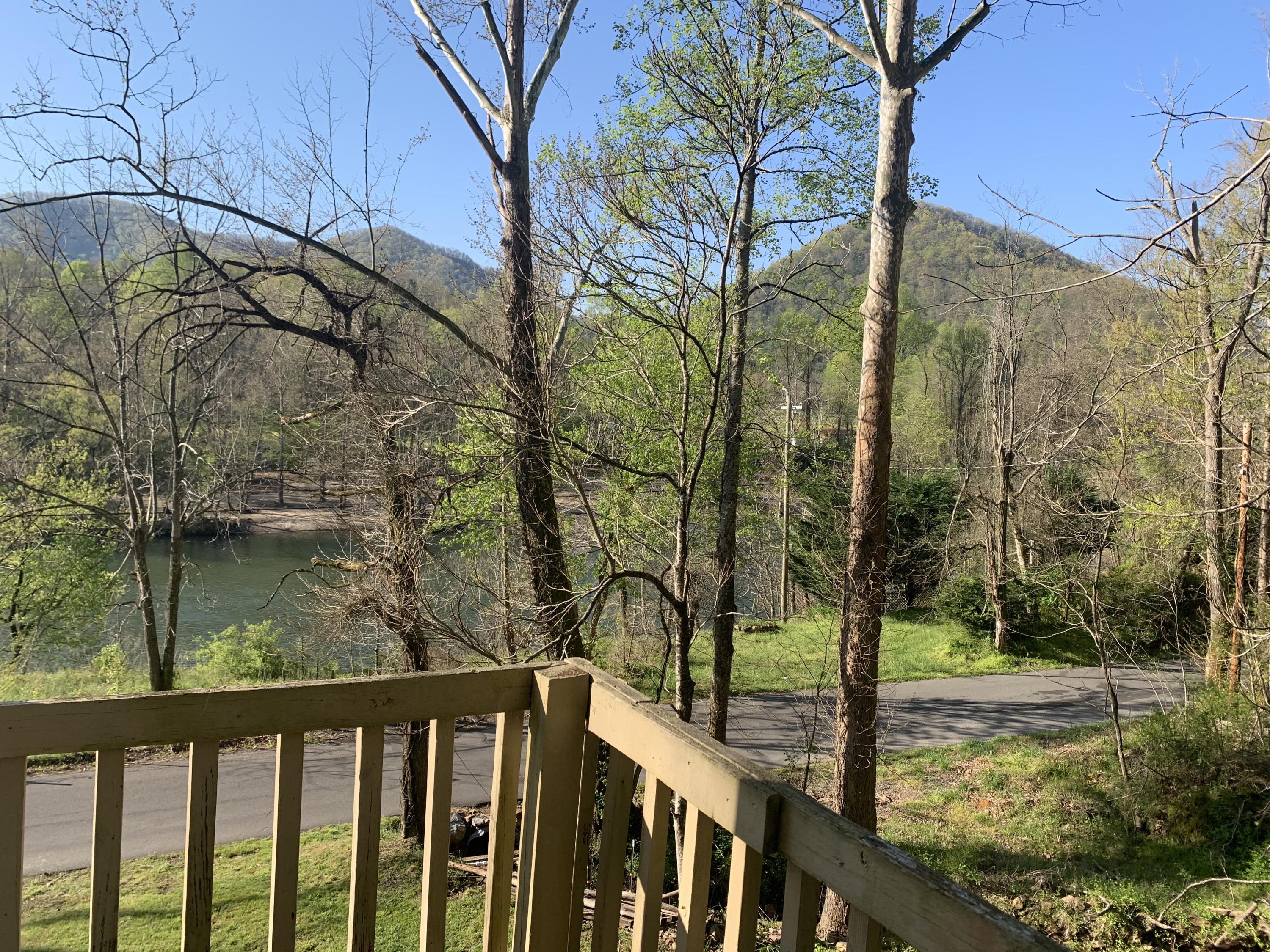 221 Bumpus Cove Road Erwin, TN 37650 - Photo 24 of 27 F0359F7D-A61C-48C2-A5AB-0443AA823E84