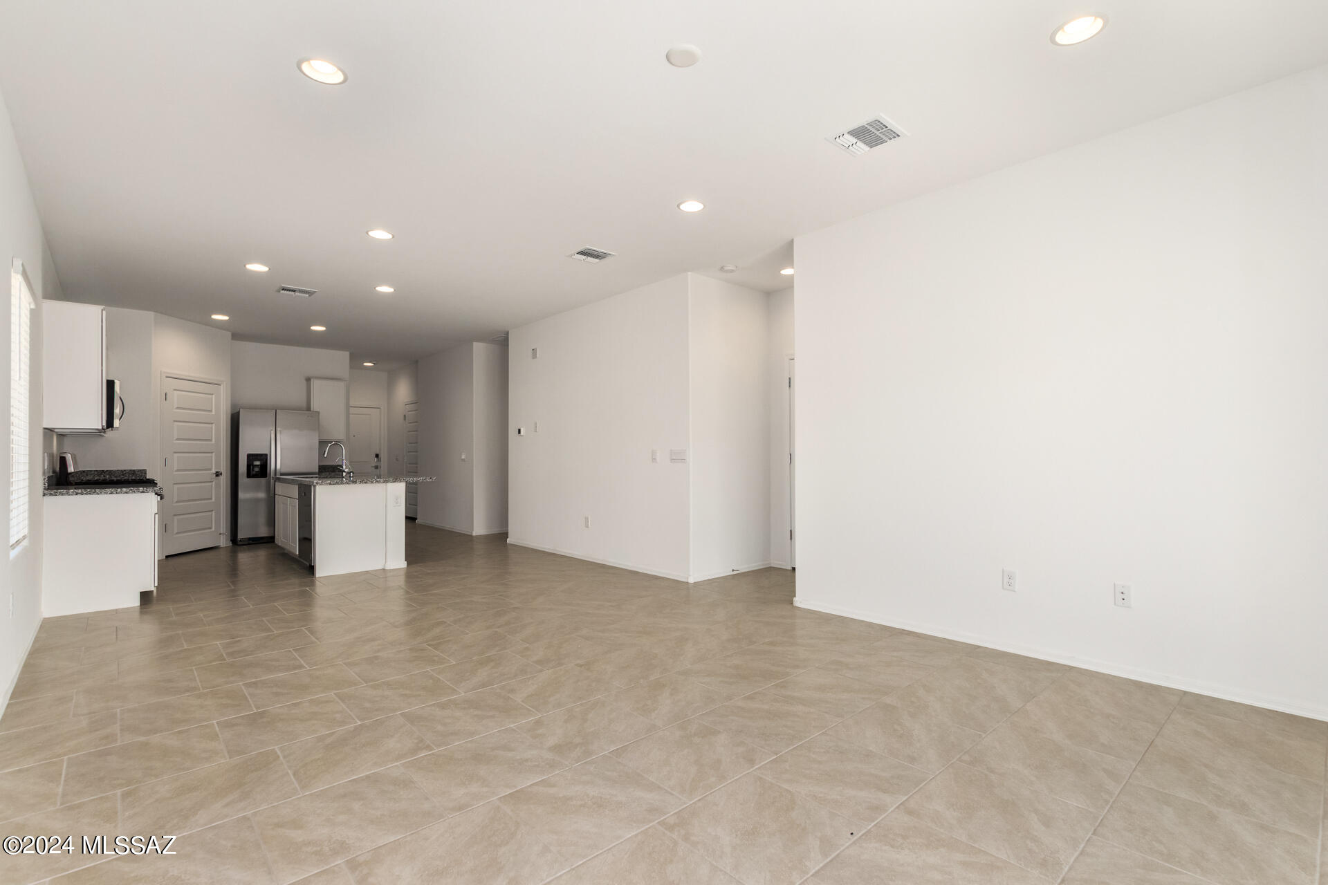 12496 West Barnett Road Marana, AZ 85653 - Photo 12 of 40