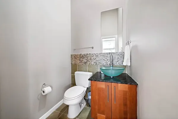 $2,750 | 5630 Kiam Street, Unit B, Houston, TX 77007