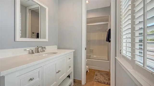 $695,000 | 33 Bishopscourt Road, Unit 118, Osprey, FL 34229