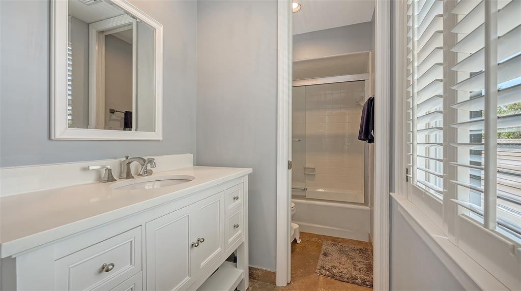 33 Bishopscourt Road, Unit 118 Osprey, FL 34229 - Photo 37 of 80