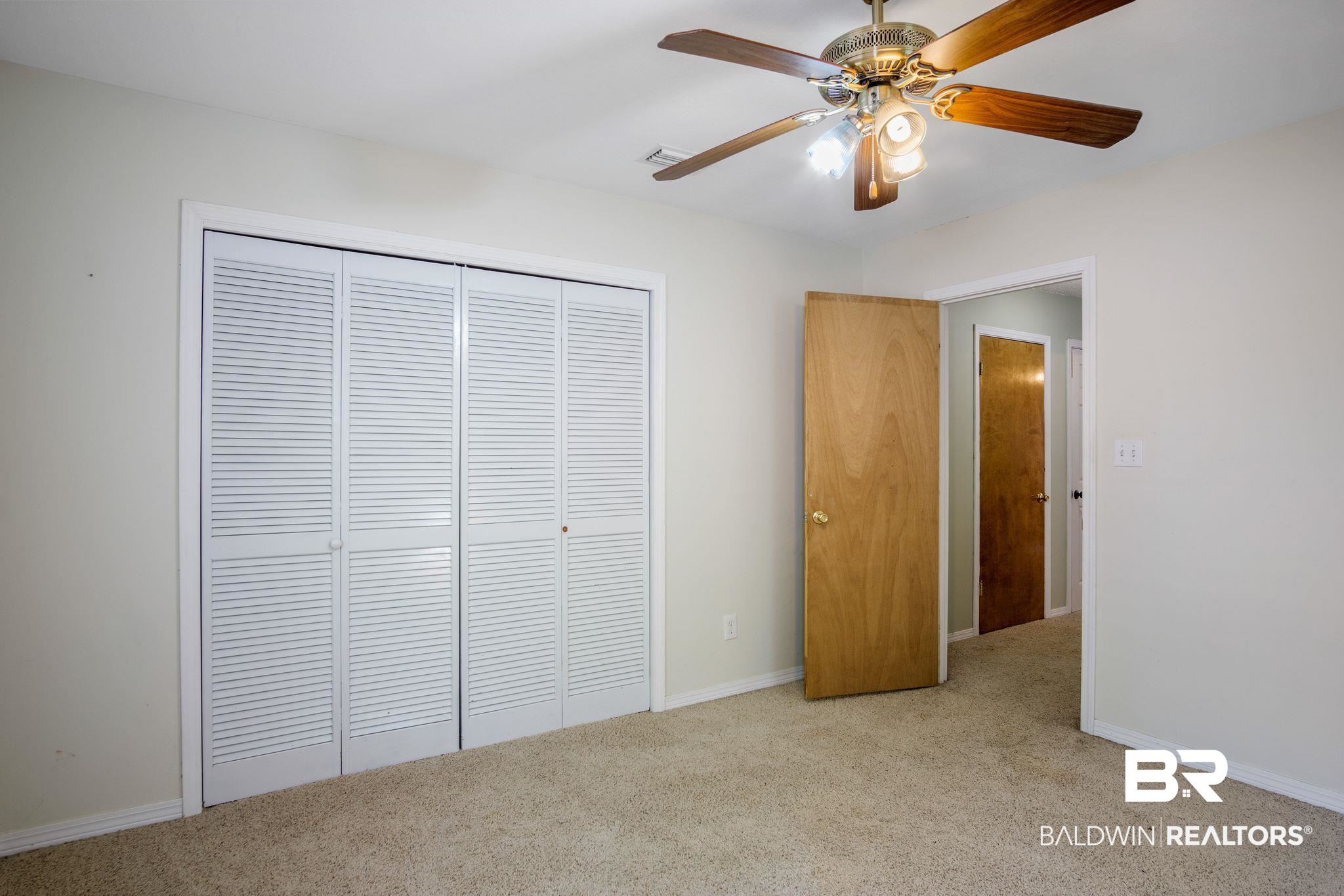 109 Lakeview Loop Daphne, AL 36526 - Photo 21 of 28