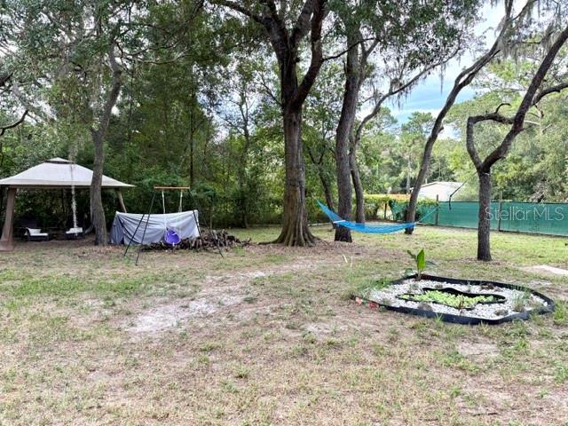 9825 Leguna Street New Port Richey, FL 34654 - Photo 4 of 37 Gallery Image 4