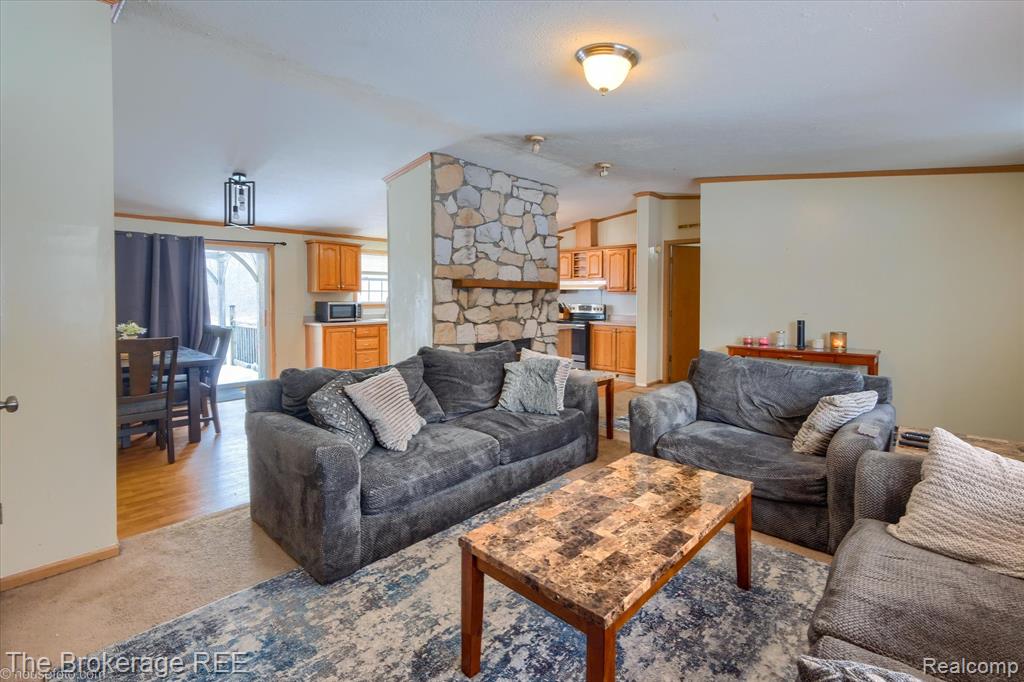 8247 Center Road Mount Morris, MI 48458 - Photo 9 of 46