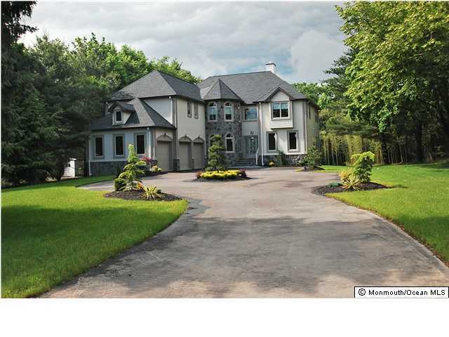 573 Craig Road Manalapan, NJ 07726 - Photo 1 of 3 Primary Photo