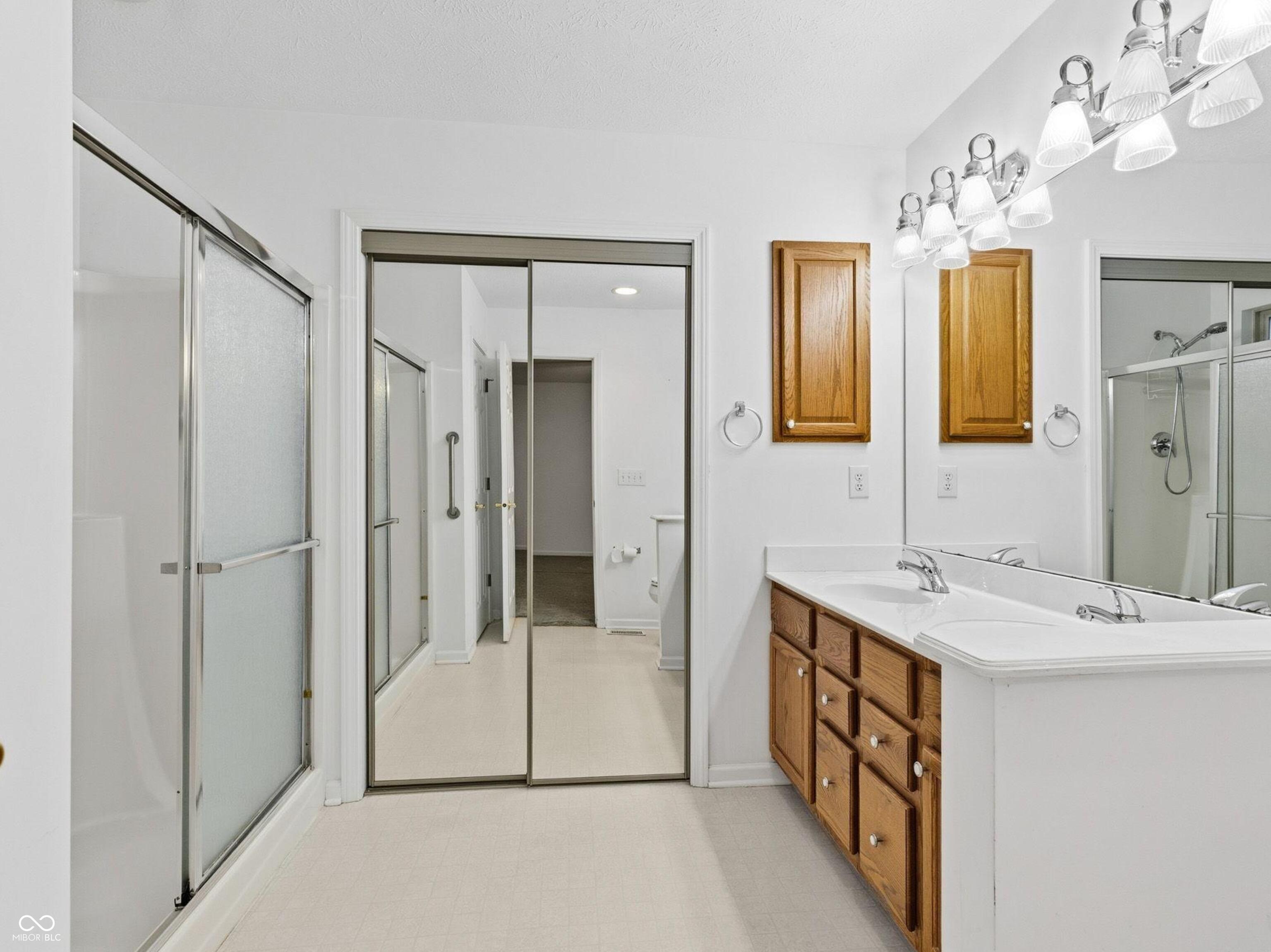 1641 Grindstone Way Greenfield, IN 46140 - Photo 14 of 19